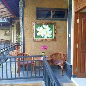  Homestay Taman Asri Indonesia